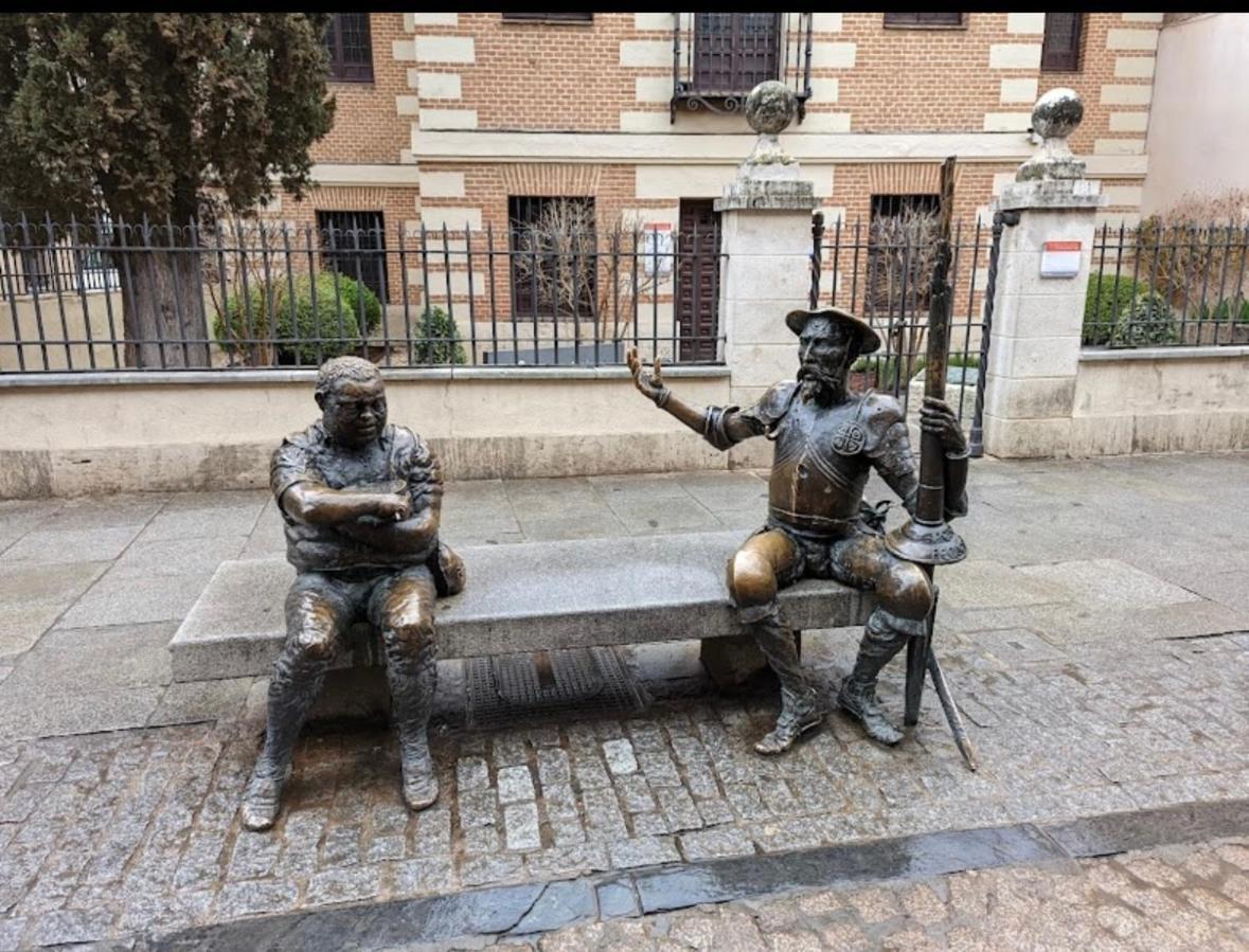 Laan Los Pinos Alcalá de Henares Exterior foto